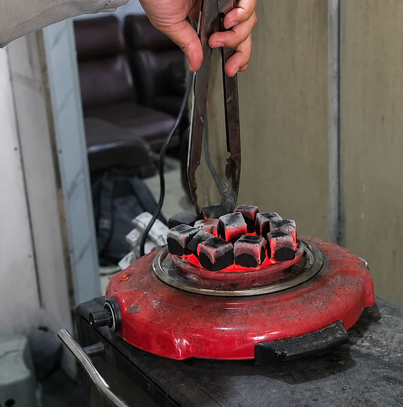 Burning evaluation of coconut charcoal briquette samples